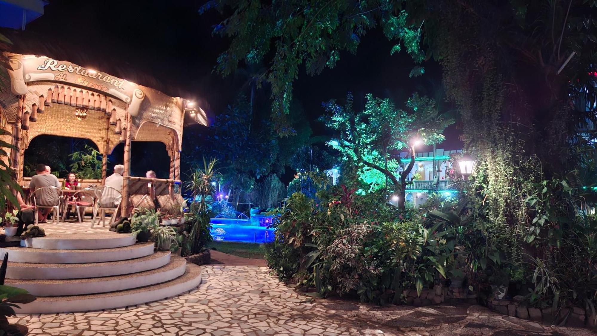 Kokosnuss Garden Resort Coron Buitenkant foto