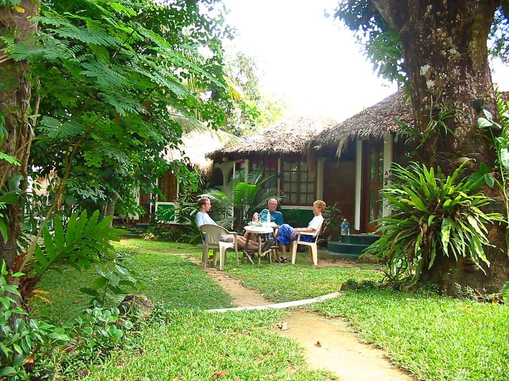 Kokosnuss Garden Resort Coron Buitenkant foto